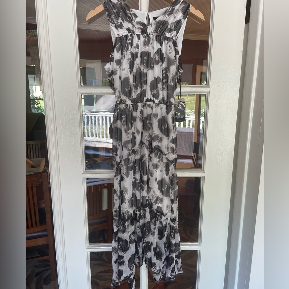 🎉2/$15 Simply Vera Wang Black & White Dress - Picture 3 of 8